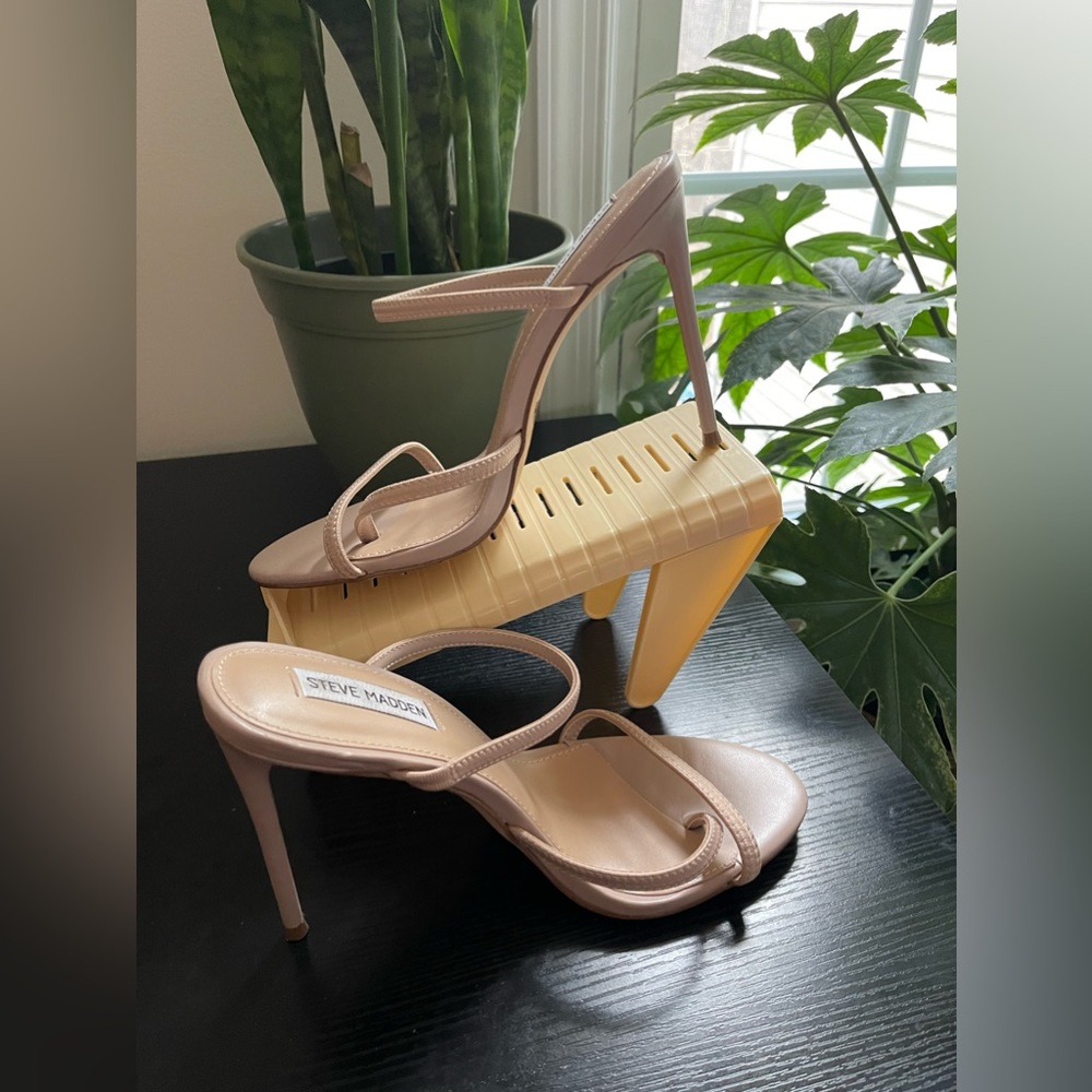 Steve Madden Never Worn - Picture 2 of 6